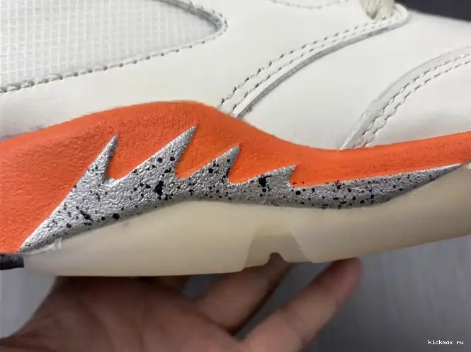 Cheap Kickmax Total Orange DC1060-100 Retro 5 Jordan 0414
